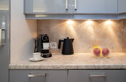 Falera Apartamento | Apartamento con WIFI, piscina, TV, patio, mascotas permitida, vista panorámica, aparcamiento