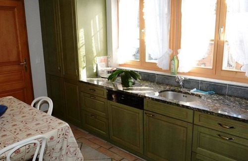 Gstaad Apartamento | Precioso apartamento para 4 personas con WIFI, TV, mascotas permitida y aparcamiento