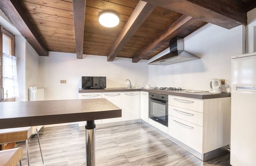 Macugnaga Apartamento | Bonito apartamento para 6 personas con TV, balcón, mascotas permitida y vista panorámica
