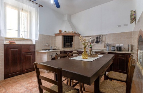 Nulvi Apartamento | Precioso apartamento para 6 personas con TV