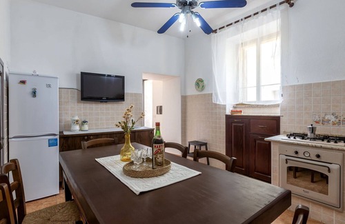 Nulvi Apartamento | Precioso apartamento para 6 personas con TV