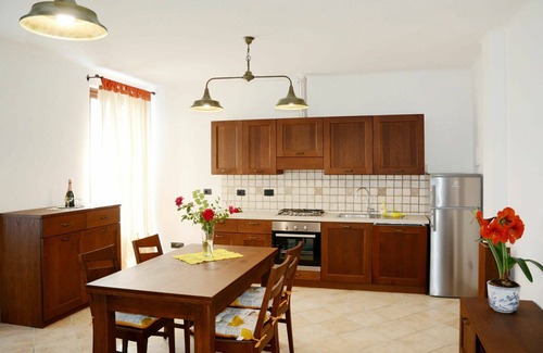 Albisola Superiore Apartamento | Hermoso apartamento con WIFI, TV, patio, mascotas permitida, vista panorámica y aparcamiento