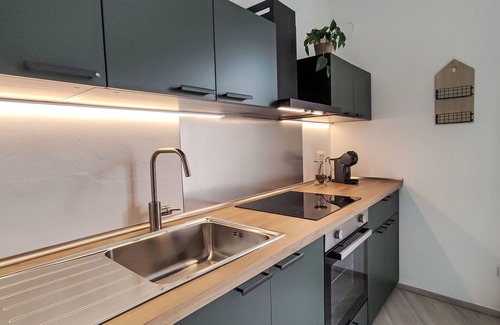 Ravina Apartamento | Hermoso apartamento para 4 personas con WIFI, TV, patio, mascotas permitida y aparcamiento