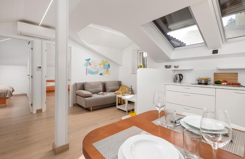 Ika Apartamento | Beautiful apartment house on the seaside