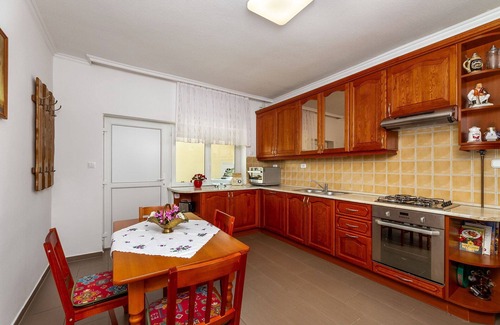 Cserszegtomaj Apartamento | Acogedor apartamento para 4 personas con A/C, WIFI, TV y terraza