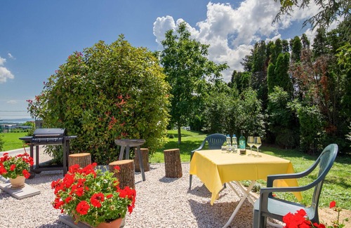 Cserszegtomaj Apartamento | Acogedor apartamento para 4 personas con A/C, WIFI, TV y terraza