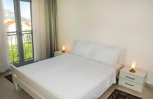 Rozino Apartamento | Beautiful apartment in Budva with 2 Bedrooms, WiFi and Outdoor swimming pool