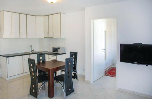 Rozino Apartamento | Beautiful apartment in Budva with 2 Bedrooms, WiFi and Outdoor swimming pool