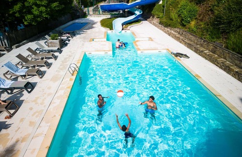 Laussac Casa | Precioso apartamento en villa con piscina, WIFI, TV, terraza, mascotas permitida y vista panorámica