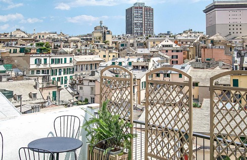 Genoa Historical Centre Apartamento | Beautiful Apartment in Genova With Wifi and 4 Bedrooms