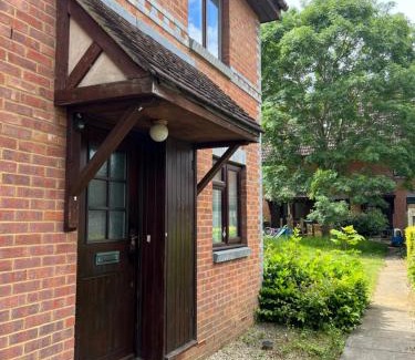 Guildford Apartamento | Beautiful apartment in Guildford with parking