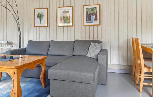 Navragol Apartamento | Beautiful Apartment In Holmsjö With Wifi