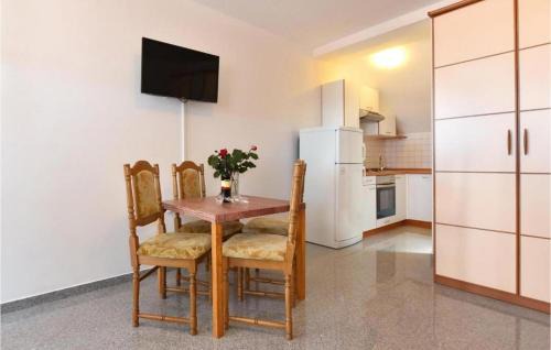 Skradin Apartamento | Beautiful Apartment In Dubravice