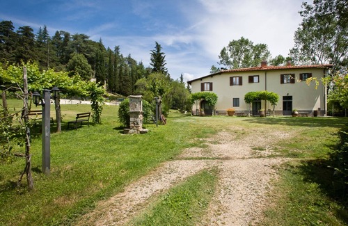 Cicogna Casa | Apartamento en villa con WIFI, piscina, veranda, mascotas permitida, vista panorámica, aparcamiento
