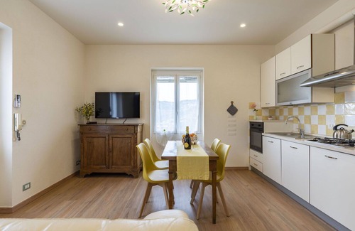 Costa dʼOneglia Villa | Bonito apartamento en villa con WIFI, TV, patio, mascotas permitida, vista panorámica, aparcamiento