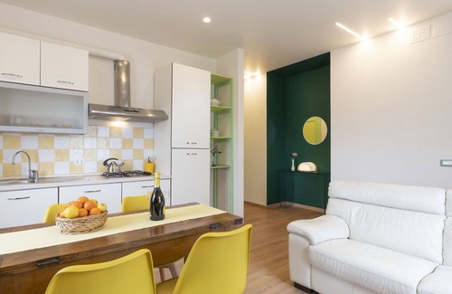 Costa dʼOneglia Villa | Bonito apartamento en villa con WIFI, TV, patio, mascotas permitida, vista panorámica, aparcamiento
