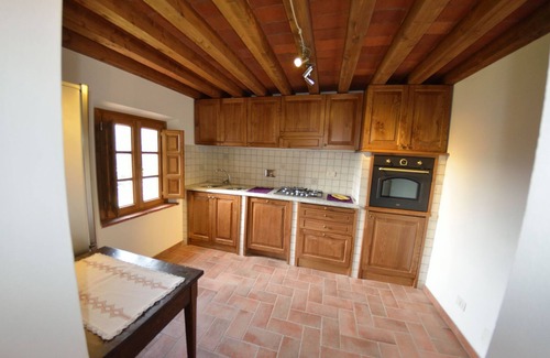 Nozanno Villa | Apartamento en villa con internet, piscina, A/C, TV, terraza, vista panorámica, cerca de Lucca