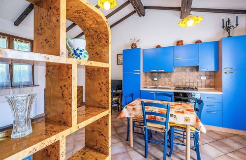 Lidarno Villa | Hermoso apartamento en villa con A/C, piscina, WIFI, TV, terraza y mascotas permitida
