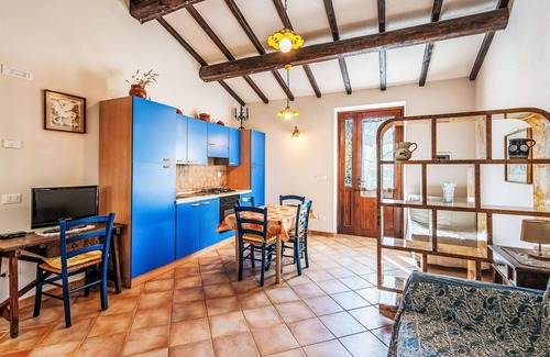 Lidarno Villa | Hermoso apartamento en villa con A/C, piscina, WIFI, TV, terraza y mascotas permitida