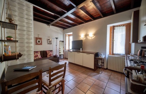 Sirmione Old Town Apartamento | Beautiful apartment in the heart of Sirmione