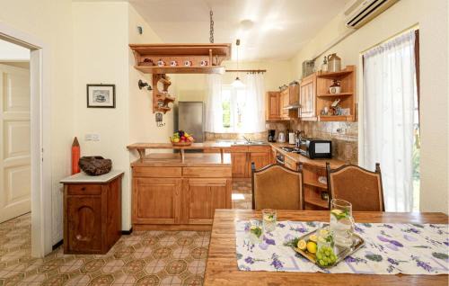 Ika Apartamento | Beautiful Apartment In Lovran With Wifi