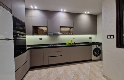 Tetouan Apartamento | Hermoso apartamento en Tetuán en un concurrido bulevar