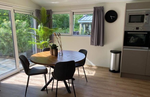 Noordoostelijk van Schaarsbergen Casa | Hermoso apartamento en villa para 4 personas con piscina, WIFI, TV, terraza y aparcamiento