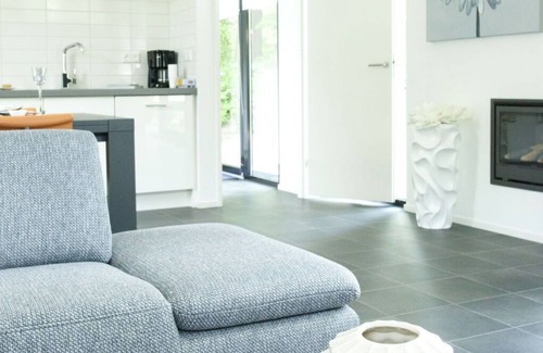 Belfeld Casa | Bonito apartamento en villa para 4 personas con WIFI, piscina, TV y terraza