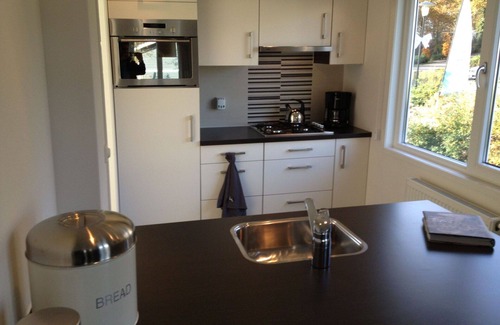 Belfeld Casa | Acogedor apartamento en villa para 4 personas con piscina, WIFI, TV y terraza
