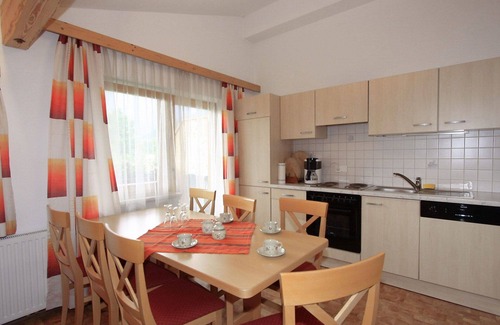Kapfing Villa | Apartamento en villa con WIFI, TV, terraza, mascotas permitida, vista panorámica, aparcamiento