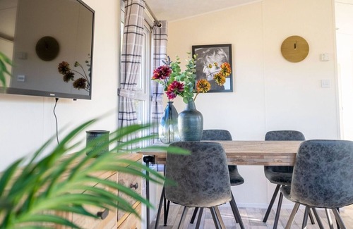 Linden Casa | Hermoso apartamento en villa para 4 personas con WIFI, TV, terraza y aparcamiento