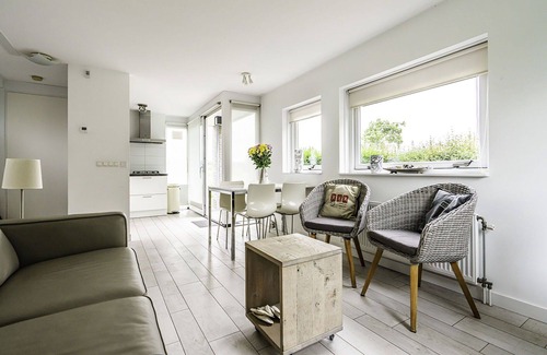 Municipality of Vlissingen Casa | Bonito apartamento en villa con WIFI, TV, terraza, mascotas permitida y aparcamiento