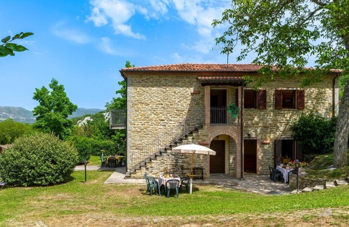 Apecchio Apartamento | Hermoso apartamento en Apecchio PU