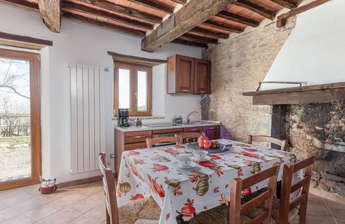Arcidosso Casa | Hermoso apartamento en villa con patio, mascotas permitida, vista panorámica y aparcamiento
