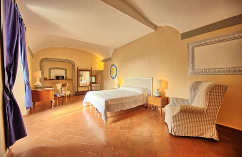 Montespertoli Otro | Precioso apartamento para 2 personas con A/C, WIFI, piscina, vista panorámica y aparcamiento