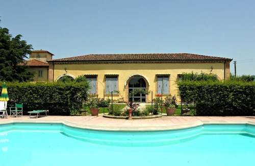 Scarperia e San Piero Villa | Hermoso apartamento en villa para 8 personas con WIFI, piscina, TV, vista panorámica y aparcamiento