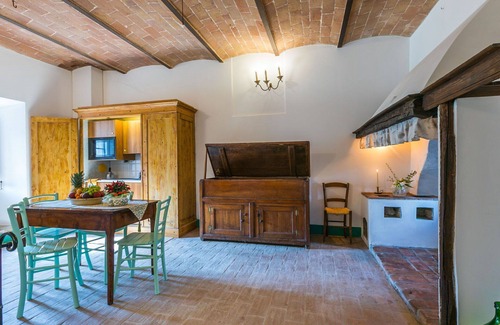 Stigliano Apartamento | Acogedor apartamento para 3 personas con WIFI, TV, patio, mascotas permitida y vista panorámica