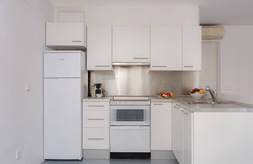 Sa Tuna Apartamento | Bonito apartamento situado a 20 metros del Paseo Marítimo de Sa Tuna (Begur)