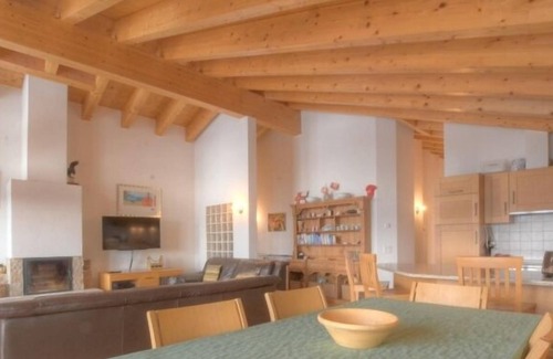 Anzere Apartamento | Beautiful apartment located close to the village square with 4 bedrooms, including a master bedroom