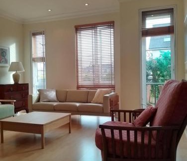 Mortlake Apartamento | Beautiful apartment London Free Underground Parking