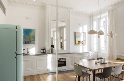 Bordeaux Golden Triangle Apartamento | Intendance · Appartement magnifique et luxurieusement décoré