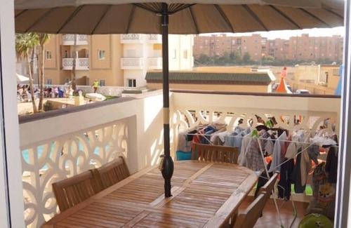 El Mansouria Apartamento | Precioso apartamento de alto standing de 125 m2 en el paseo marítimo de la localidad costera.