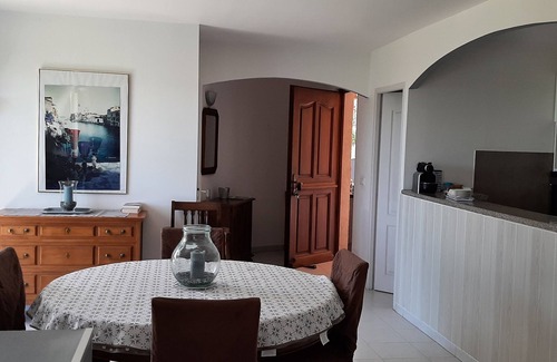 Vallauris Casa | Precioso apartamento en planta jardín de Villa