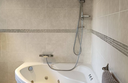 Aghione Apartamento | Hermoso apartamento de 58m2, estacionamiento gratuito