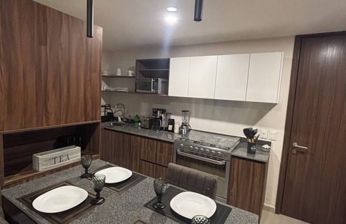 Zapopan Apartamento | Departamento hermoso súper ubicación 3min andares, 5min Akron, frente innovaré