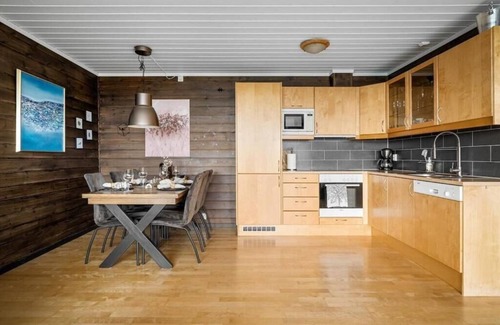 Skulestad Apartamento | Beautiful apartment with stunning views and sauna - pets allowed