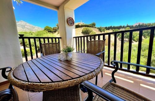 Benalmádena Apartamento | Beautiful apartment with pools, playground and paddle tennis - Family friendly and near Vithas Hospital - Free parking in garage