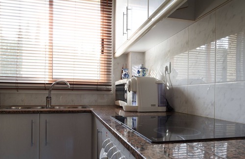 Pontons Apartamento | precioso apartamento con jacuzzi para 6 personas en el corazón de Penedés