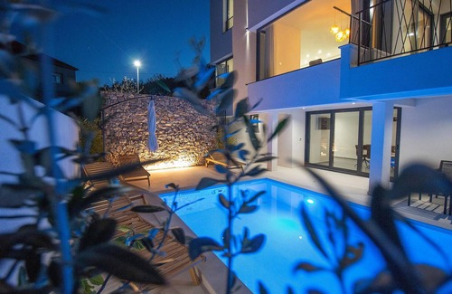 Zman Apartamento | BEAUTIFUL APARTMENT WITH POOL