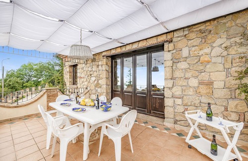 Pisciotta Apartamento | Beautiful Apt With Seaview Terrace, Pisciotta, Italy